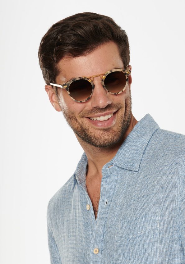 St.Louis-MatteOyster-MaleOnModel-Web